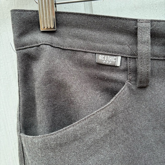 BC ETHIC—Custom Crafted Retro Semi-Baggy Cargo—Mens 32 x 32—B2774N32—VG+ - Picture 7 of 12